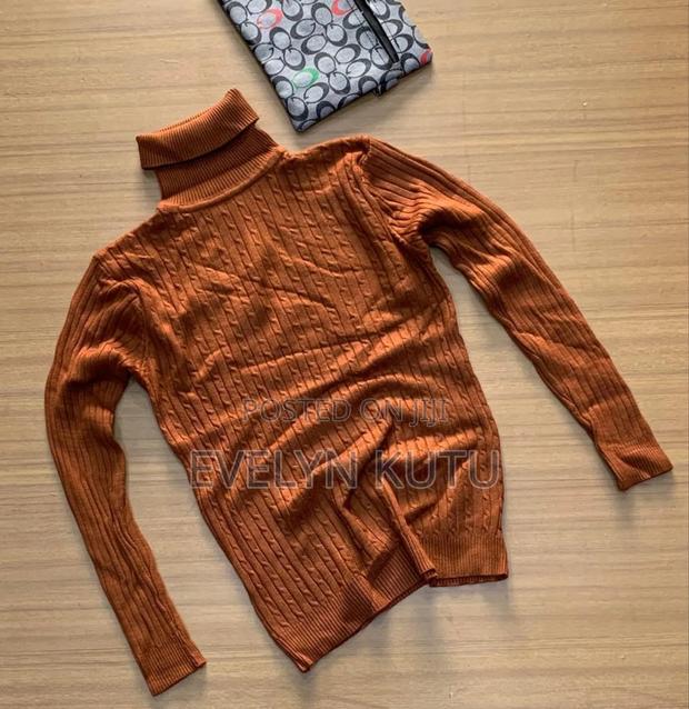 Turtle Necks · Photo 2