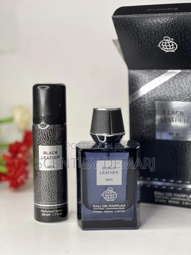 Black Leather Perfume · Photo 1