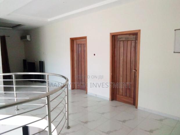 4 Bedroom House in a Prime Location · Photo 3