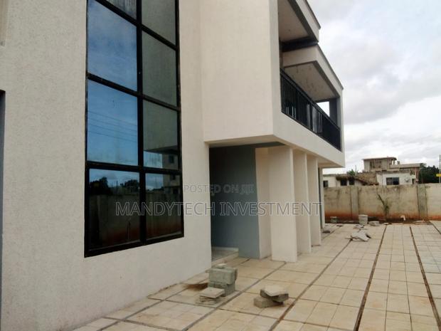 4 Bedroom House in a Prime Location · Photo 8