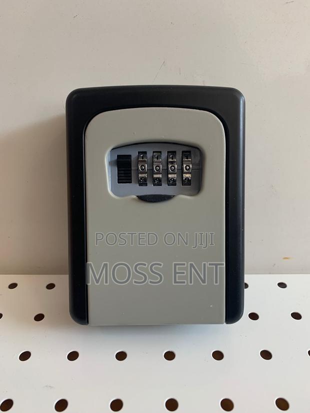 4 Digit Combination Key Safe Box - Wkfb1119 · Photo 1