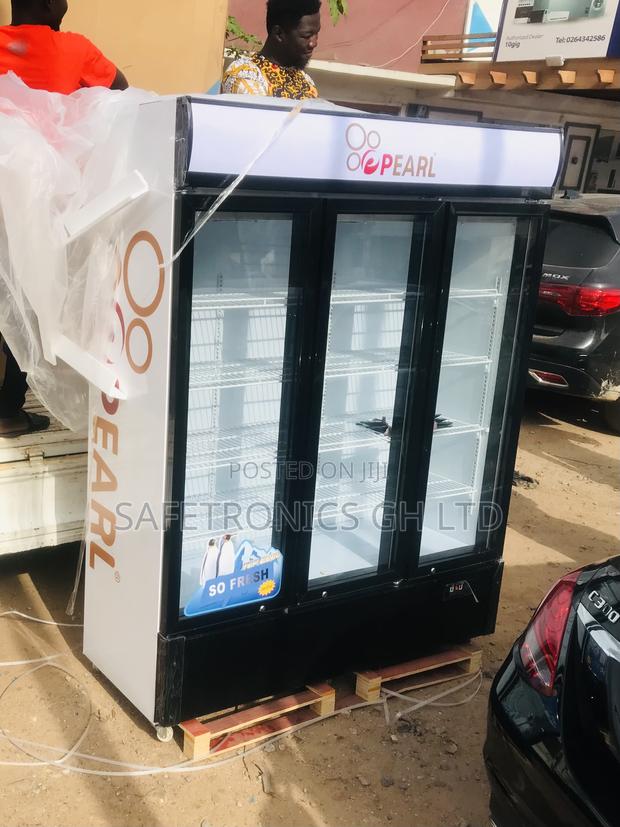 Duress Display Pearl Glass 3 Doors PVC-150 Fridge · Photo 1