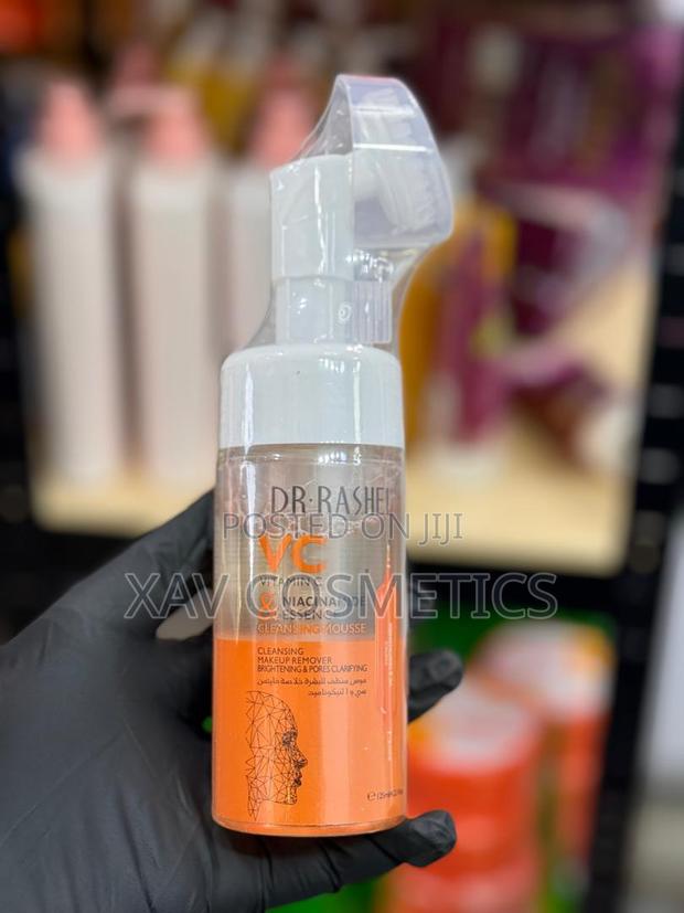 Dr Rashel Vitamin C Niacinamide Cleansing Mousse · Photo 1