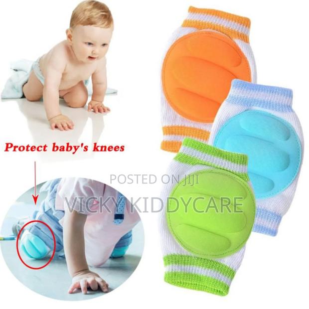 Crawling Pad/Baby Knee Protector · Photo 1