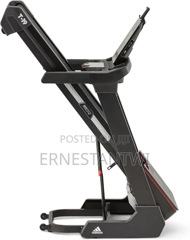 Adidas T19 Treadmill From UK · Photo 4