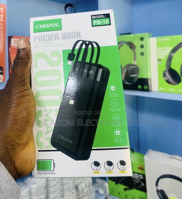 Cmopol With Fully Compatible Super Charge Power Bank. · Photo 1