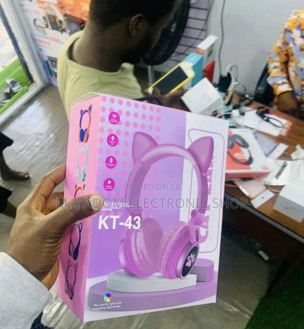 Sealed in Box Wireless Stereo Bluetooth Headphone. · Photo 1