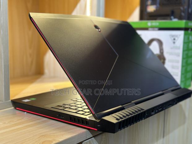 Laptop Alienware Area-51m 16GB Intel Core i7 HDD+SSD 1T · Photo 2