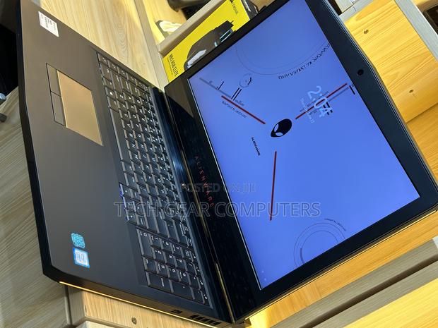 Laptop Alienware Area-51m 16GB Intel Core i7 HDD+SSD 1T · Photo 5