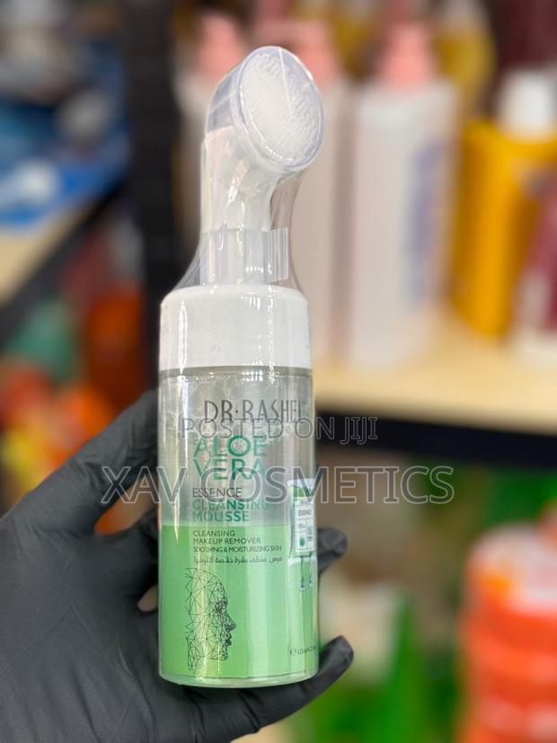 Dr. Rashel Aloe Vera Cleansing Mousse · Photo 1