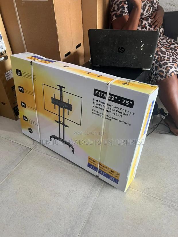 High Quality Steel 32-75inch Flat Display Stand With Mount · Photo 1