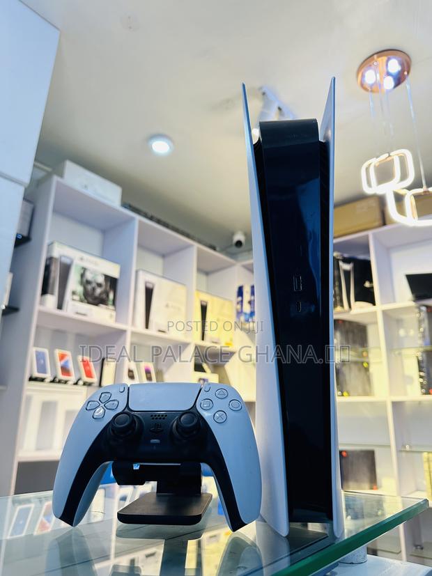 Playstation 5 Digital With Games ( Fc25) · Photo 1