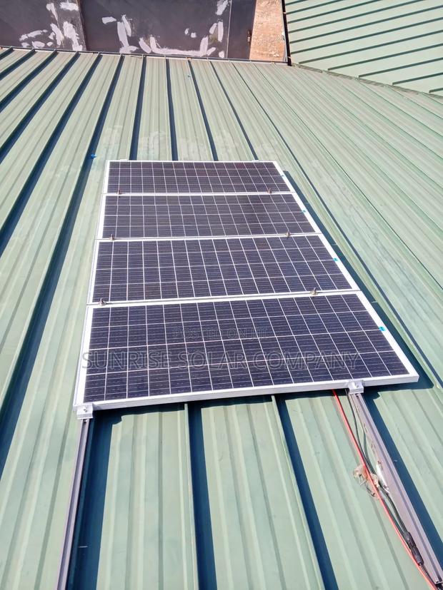 Solar Generator 3kw Hybrid System · Photo 2