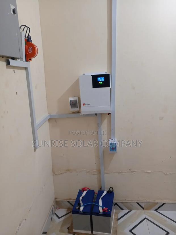 Solar Generator 3kw Hybrid System · Photo 1