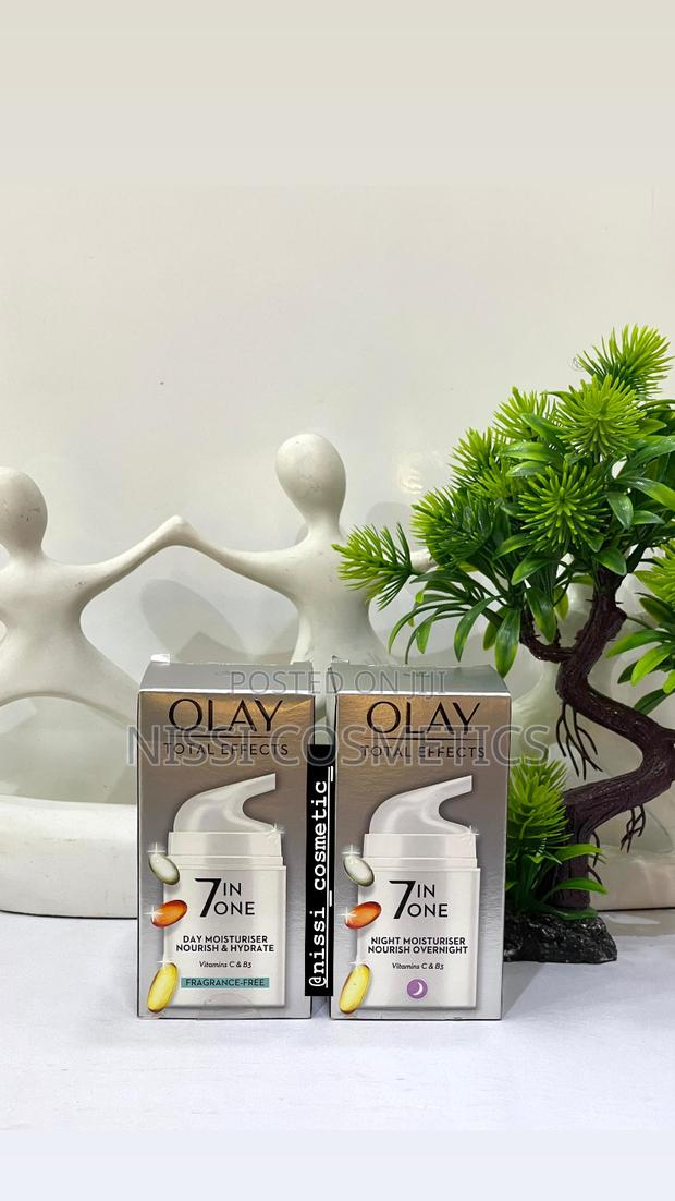Olay Total Effects 7 in 1 Day and Night Cream · Photo 1
