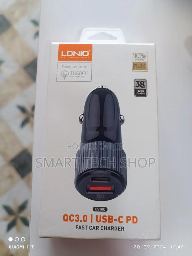Ldnio 36 Watts Car Charger Type C and Usb Qc3.0 Quick Charge · Photo 1
