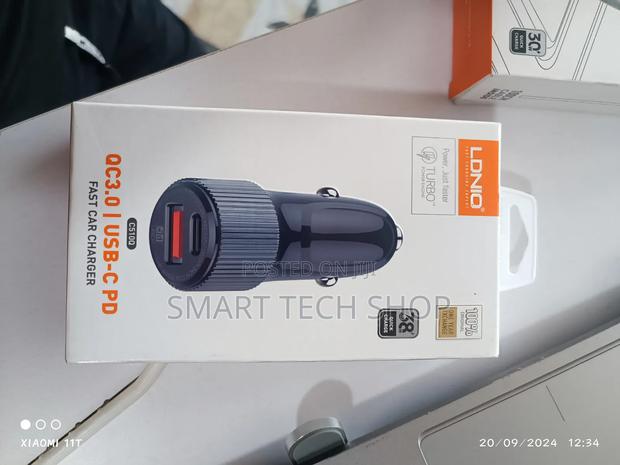 Ldnio 36 Watts Car Charger Type C and Usb Qc3.0 Quick Charge · Photo 6