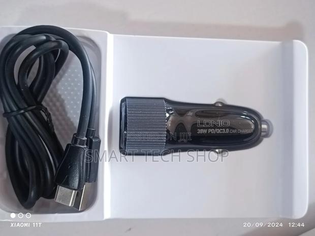 Ldnio 36 Watts Car Charger Type C and Usb Qc3.0 Quick Charge · Photo 8