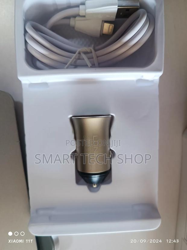 LDNIO 30W Extremely Quick Charge Dual Port Car Charger · Photo 3