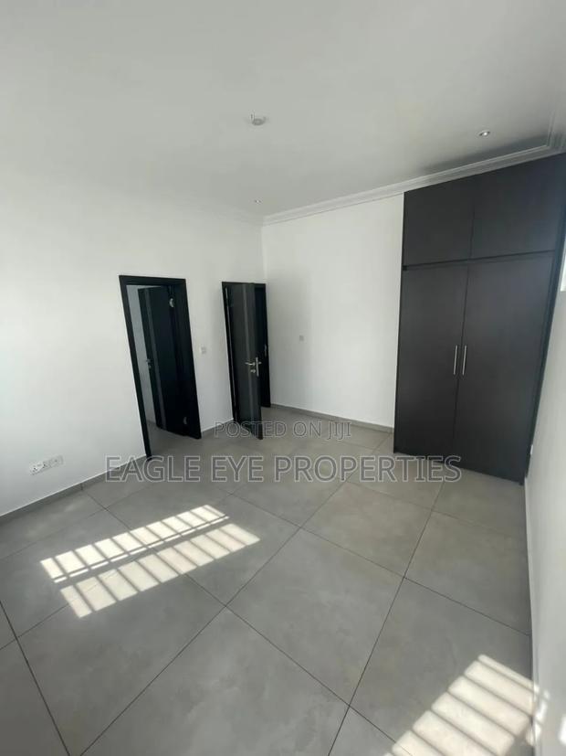 3bdrm House in Adenta for sale · Photo 2