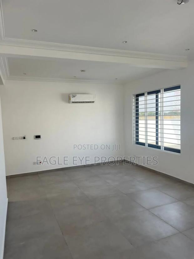 3bdrm House in Adenta for sale · Photo 3