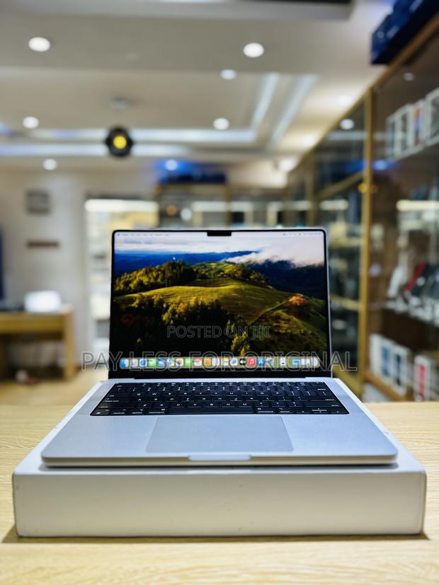 Laptop Apple MacBook Pro 2021 M1 16GB Apple M1 Pro SSD 512GB · Photo 2