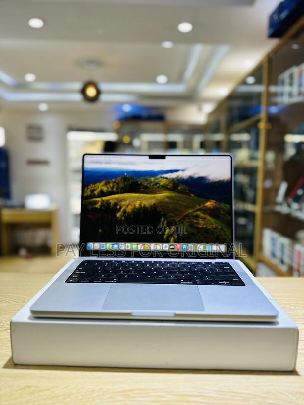 Laptop Apple MacBook Pro 2021 M1 16GB Apple M1 Pro SSD 512GB · Photo 1