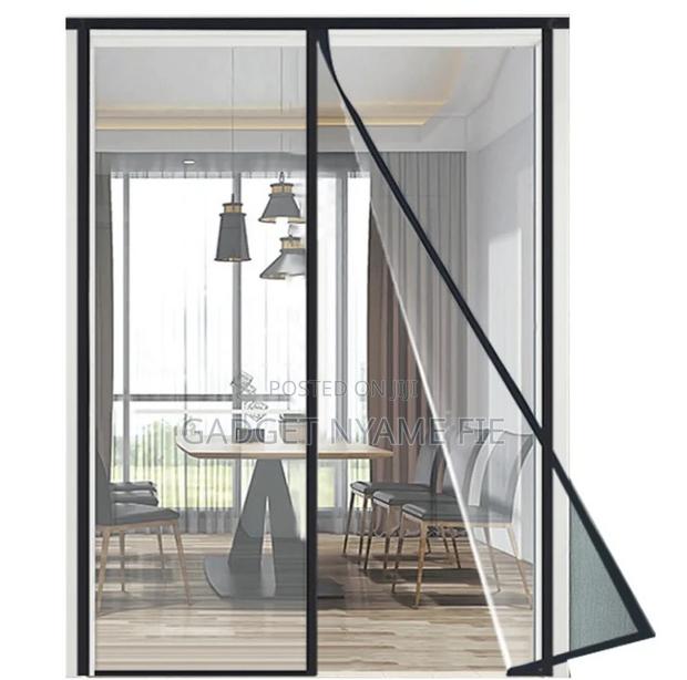 Anti Mosquitoes/Insects Magnetic Mesh Door Screen (210*120) · Photo 2