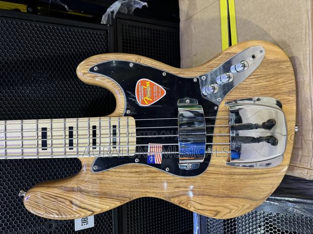 Fender Bass Guitar Cup · Photo 2