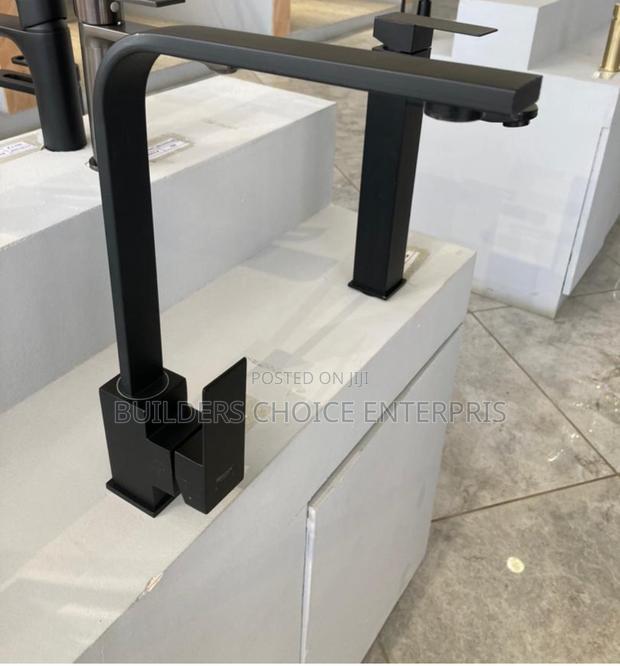 Sink Faucet (Hot and Cold) · Photo 1