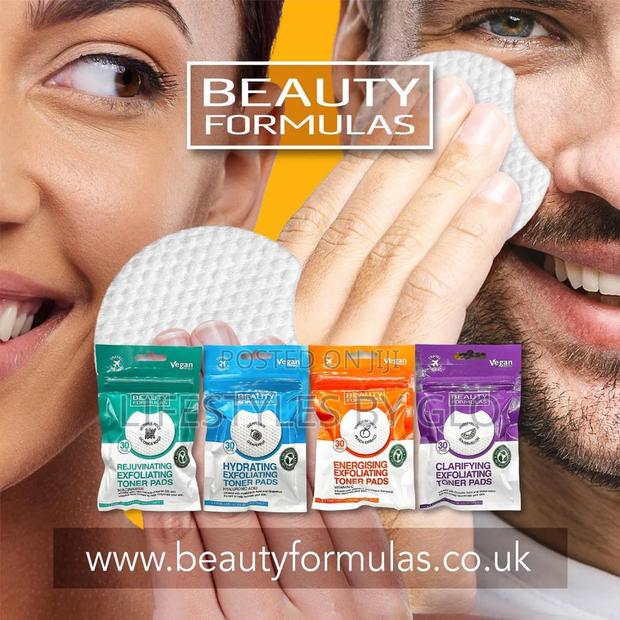 Beauty Formulas Exfoliating Toner Pads (30 Pieces) · Photo 1