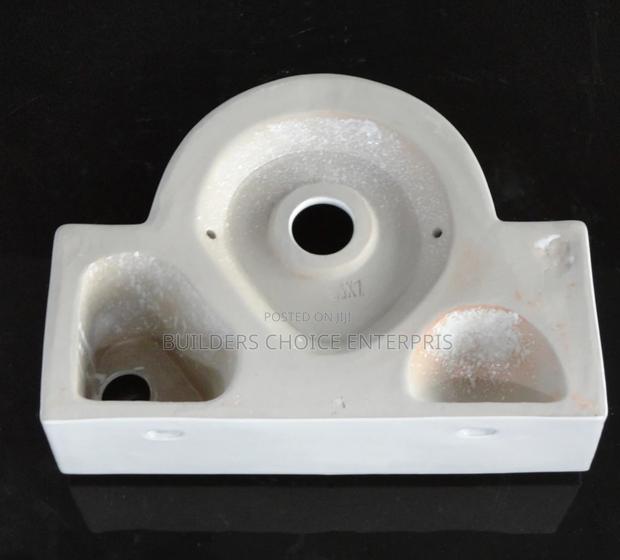 Wall Hung Small Basin · Photo 3