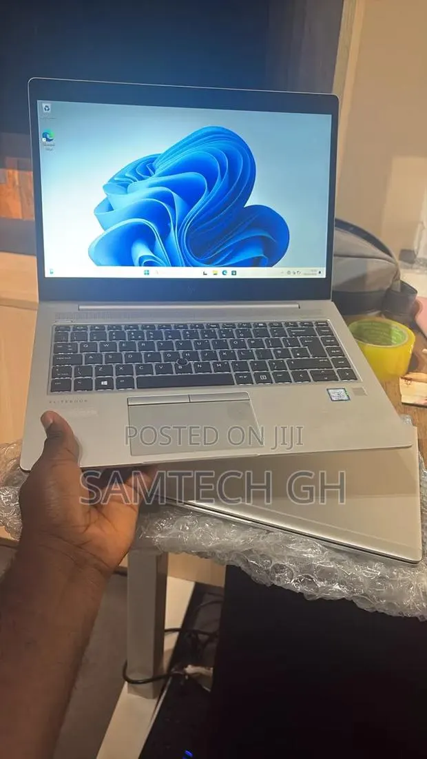 Laptop HP EliteBook 840 G6 16GB Intel Core i5 SSD 256GB · Photo 1