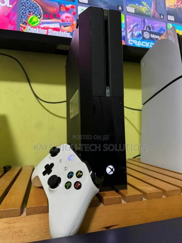 Microsoft Xbox One Original, 1 Controller With Fc 27 Other Games · Photo 4