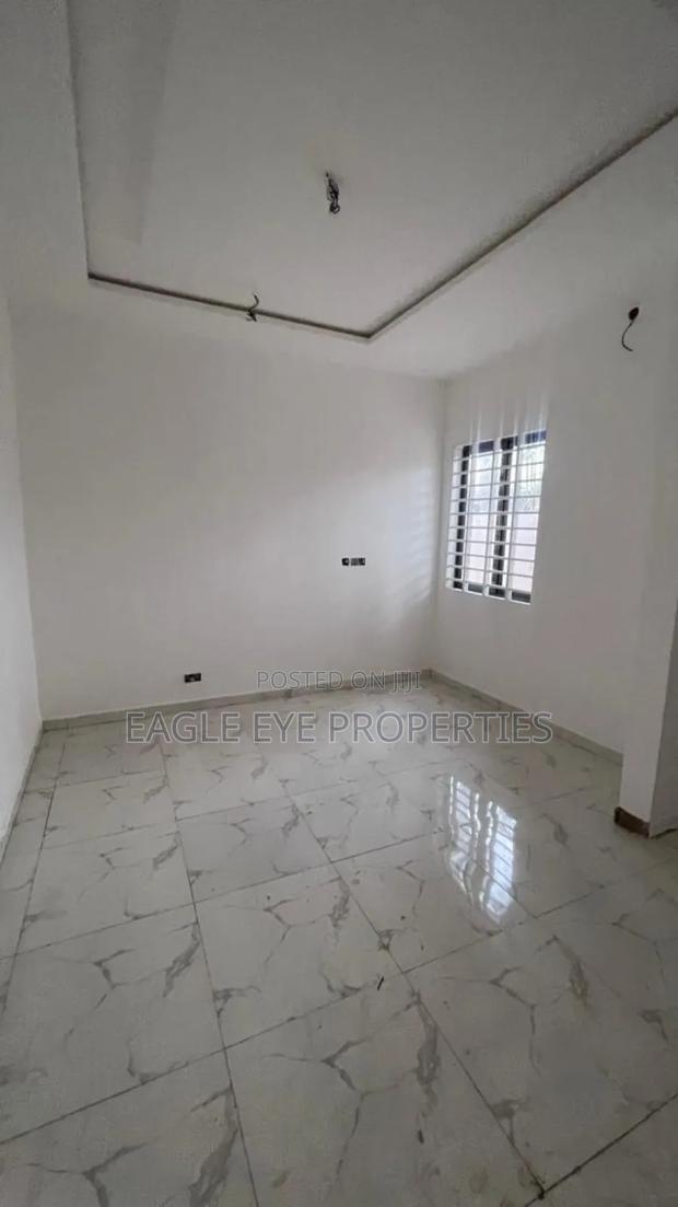 3bdrm House in Spintex for sale · Photo 3