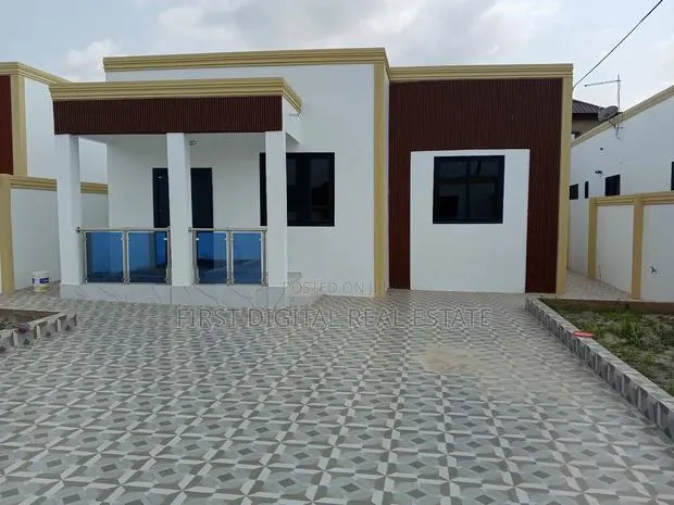 Three Bedroom for at Kasoa Krispo Brand New · Photo 1