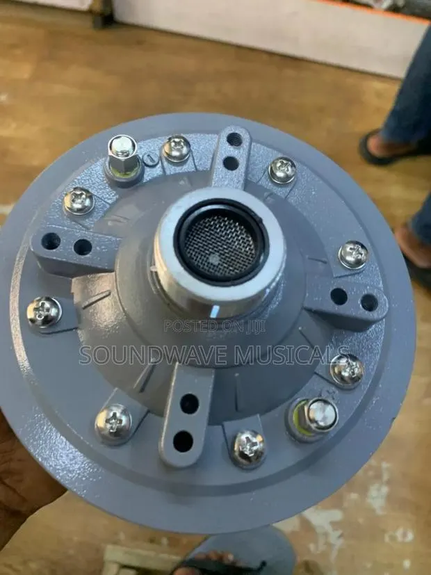 Drive Unit Available Tu 3000b · Photo 1