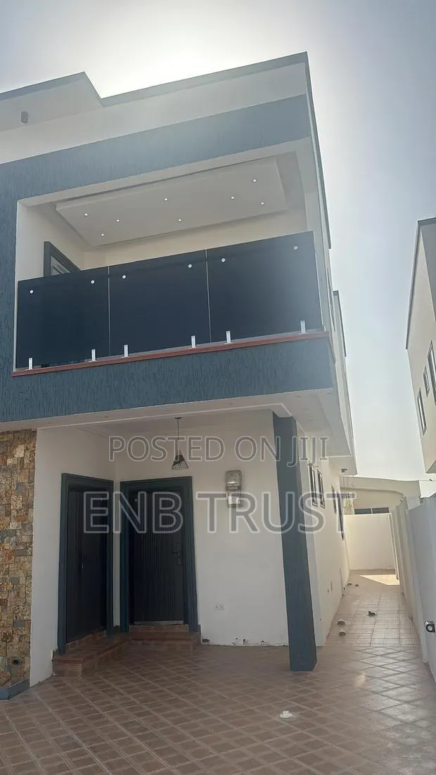 4bdrm Duplex in Spintex, Baatsona Total for sale · Photo 8