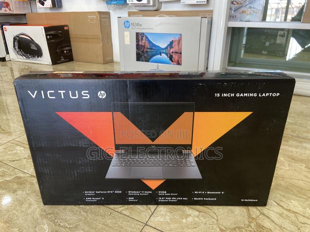 New Laptop HP Victus 15 8GB AMD Ryzen 5 SSD 512GB · Photo 2