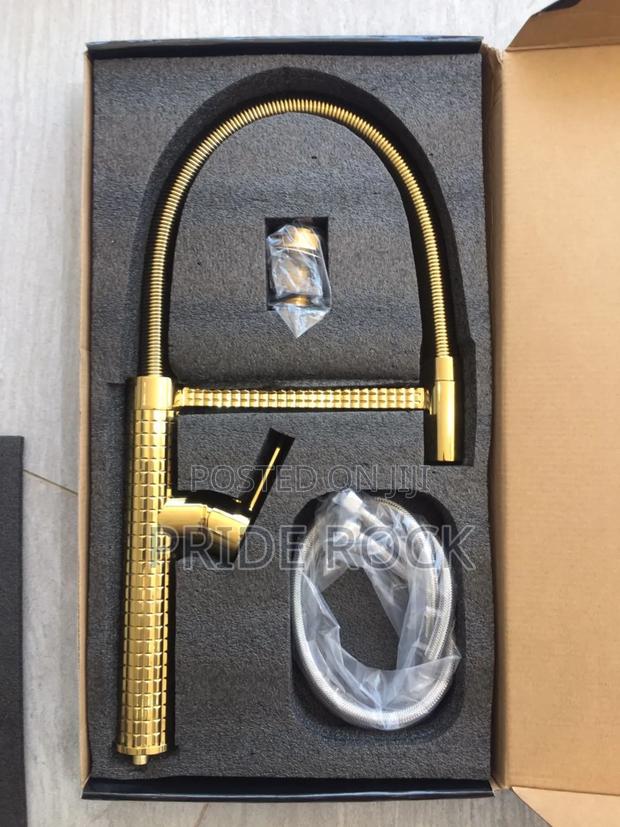 Gold Mixture Kitchen Sink Tap · Photo 1
