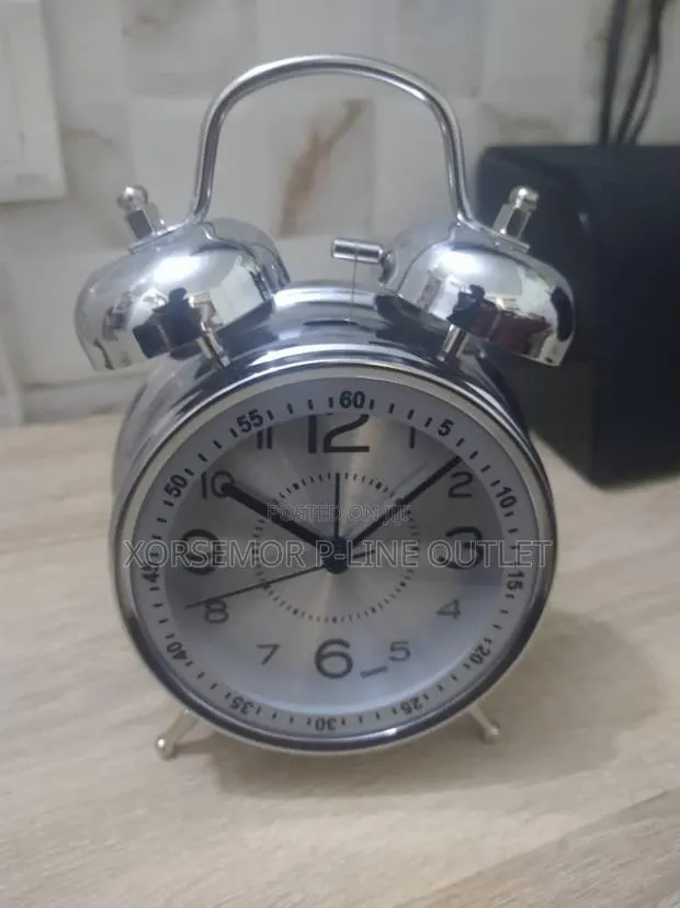 Bell Alarm Clock · Photo 1