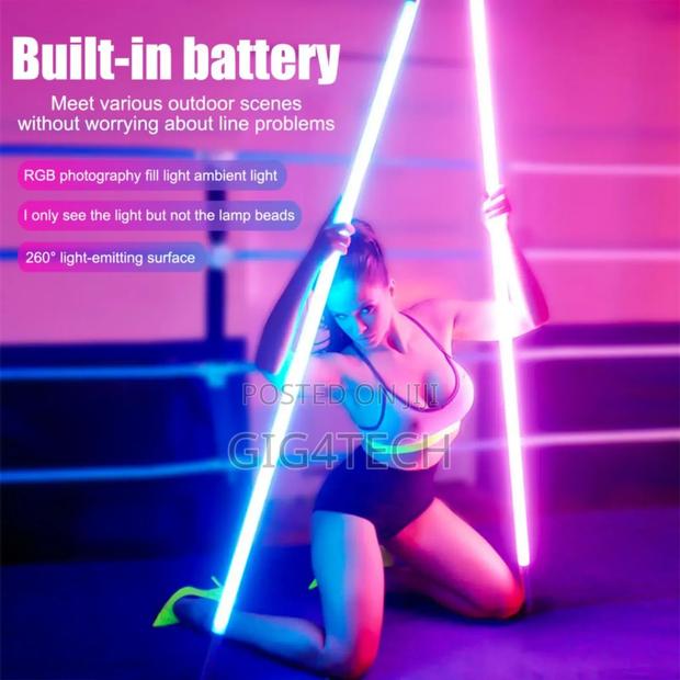 Luxceo Mood1 RGB Tube Light 120CM · Photo 1