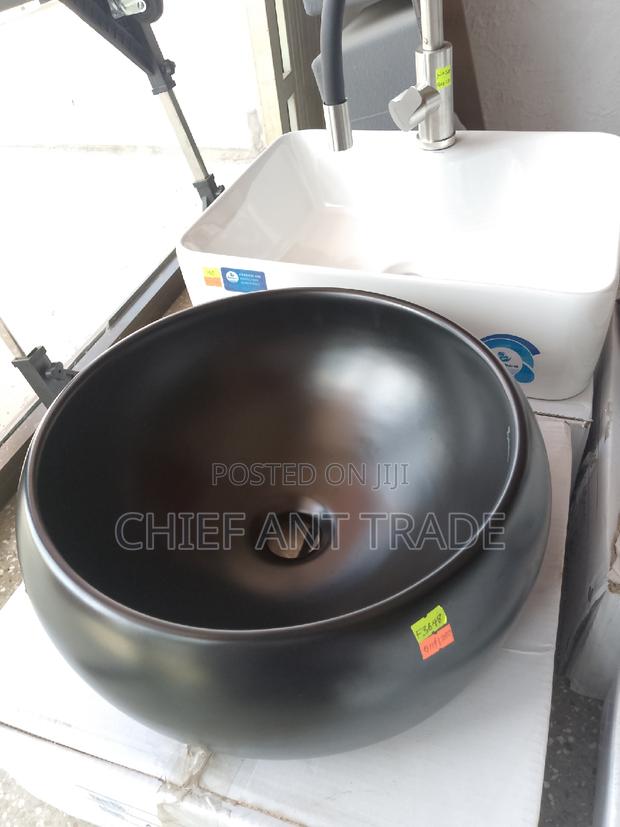 Pedicure Basin/ Countertop Basin F3648 · Photo 1