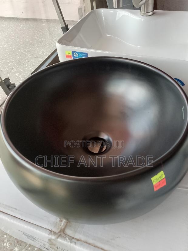 Pedicure Basin/ Countertop Basin F3648 · Photo 2