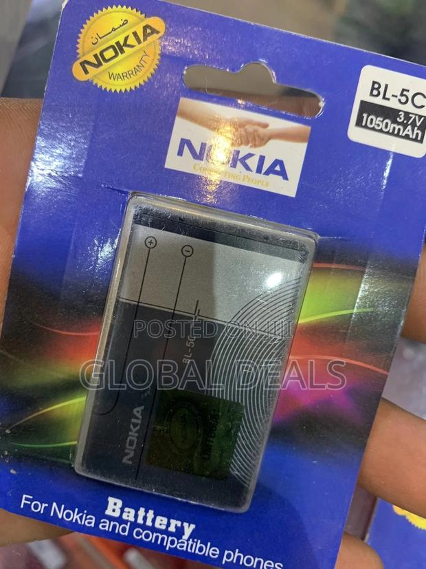 Keypad/Yam Phone Batteries · Photo 6