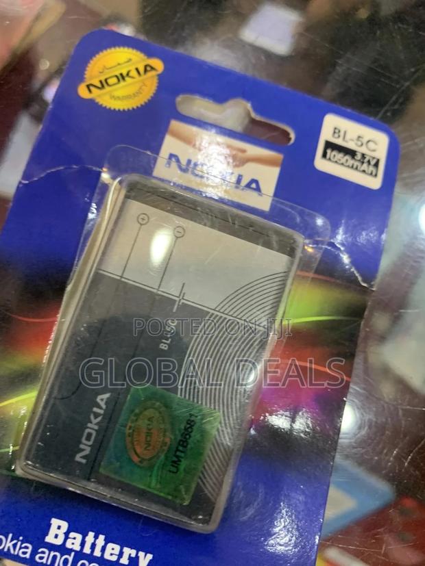 Keypad/Yam Phone Batteries · Photo 7