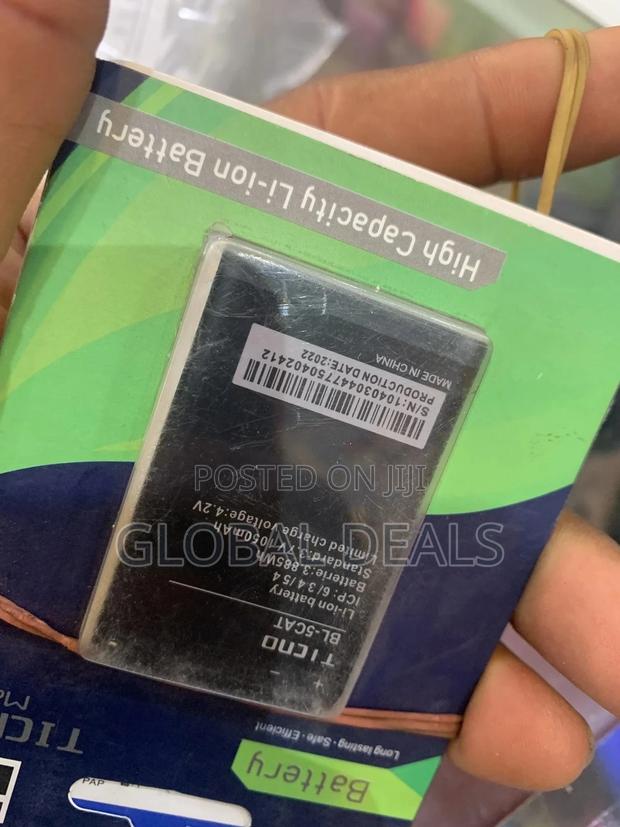 Keypad/Yam Phone Batteries · Photo 3