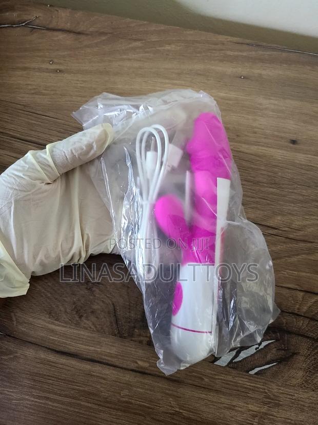 Rechargeable Multi Speed Vibrator Dildo · Photo 1