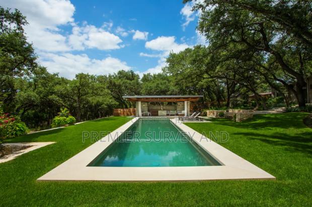Quality Pool Design · Photo 8