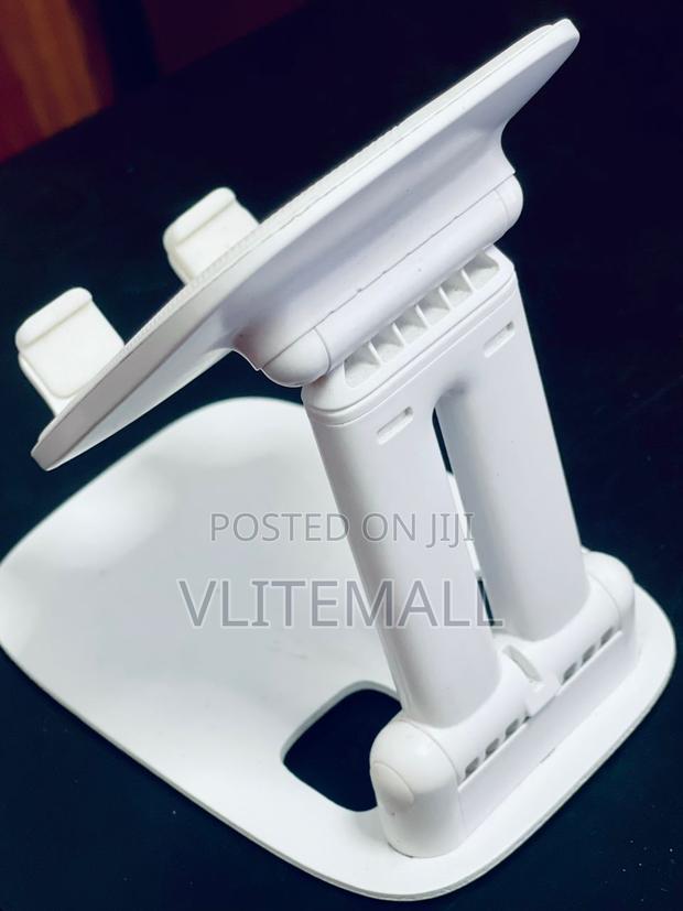360-degree Rotation Foldable Metal Phone Stand ( Z-3 ) · Photo 3